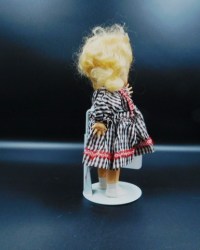 pedigree blonde plaid b